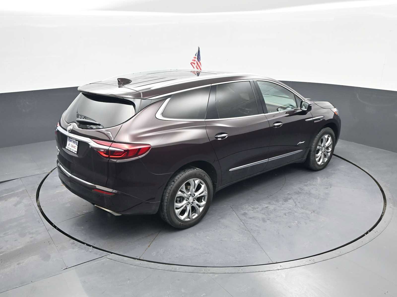 Used 2021 Buick Enclave Avenir w/ Avenir Technology Package image 39