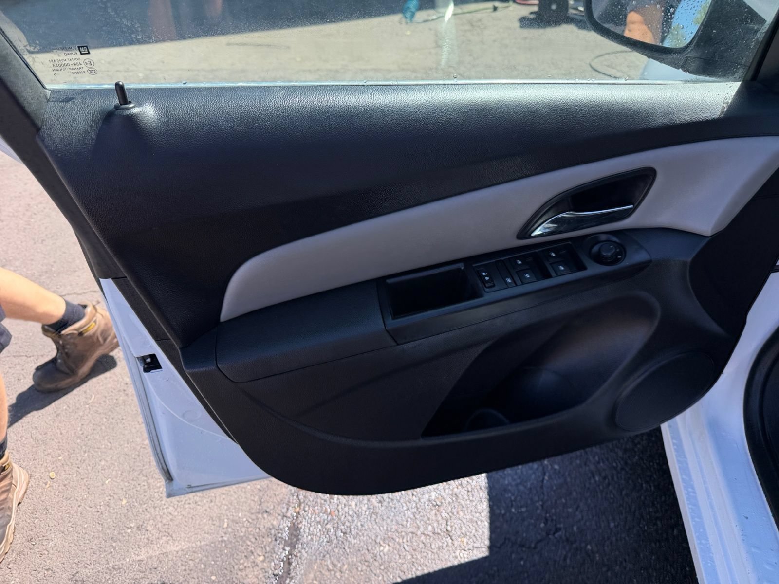 Used 2016 Chevrolet Cruze LT FWD image 19