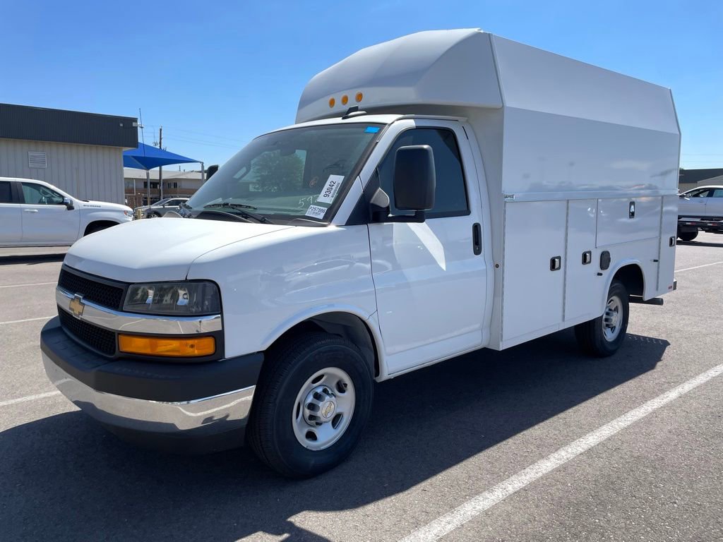 New 2025 Chevrolet Express 3500 w/ Power Convenience Package image 8