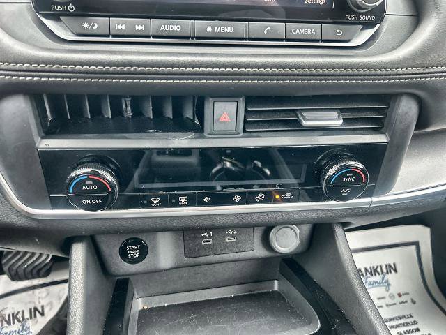 Certified 2024 Nissan Rogue SV FWD image 24