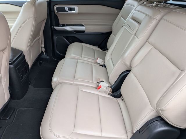 Used 2022 Ford Explorer XLT w/ Equipment Group 202A image 26