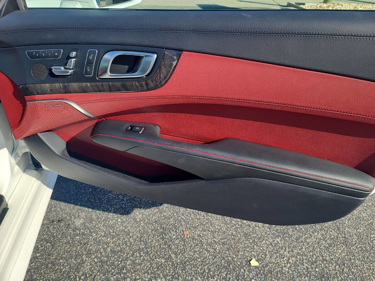 Used 2017 Mercedes-Benz SL 450 image 32