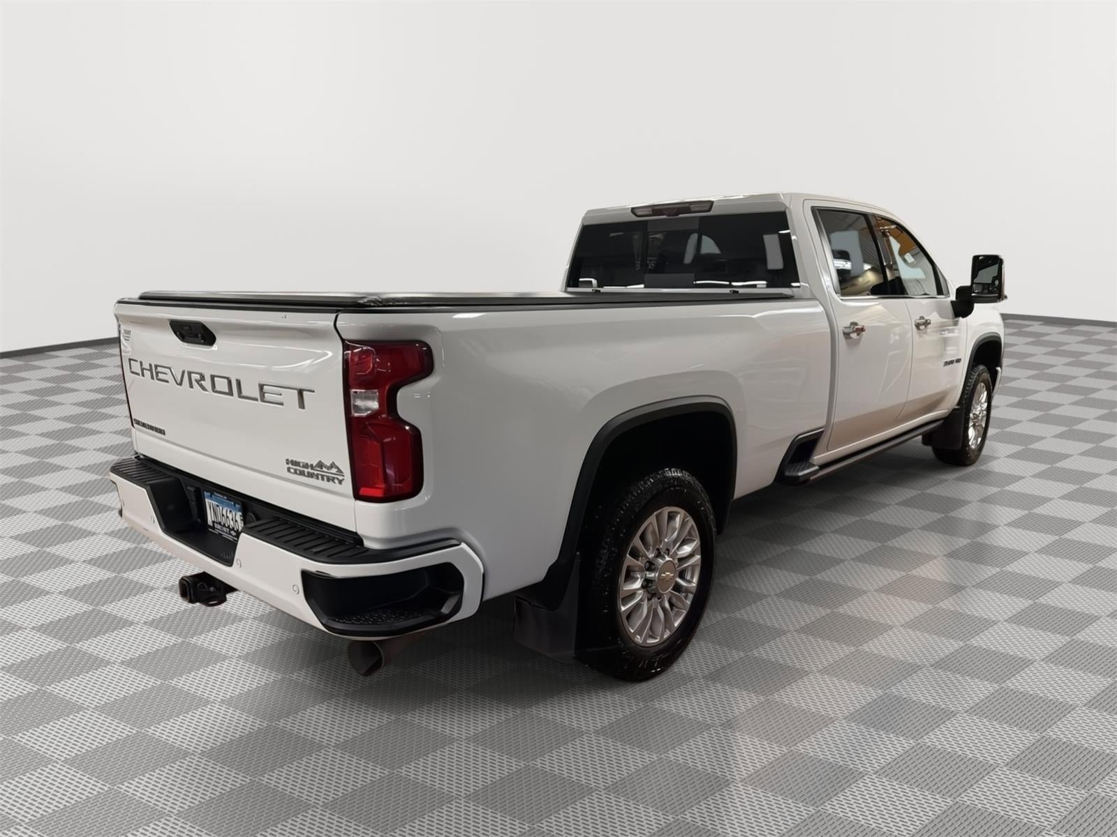 Used 2021 Chevrolet Silverado 3500 High Country w/ Z71 Off-Road Package AWD/4WD image 4