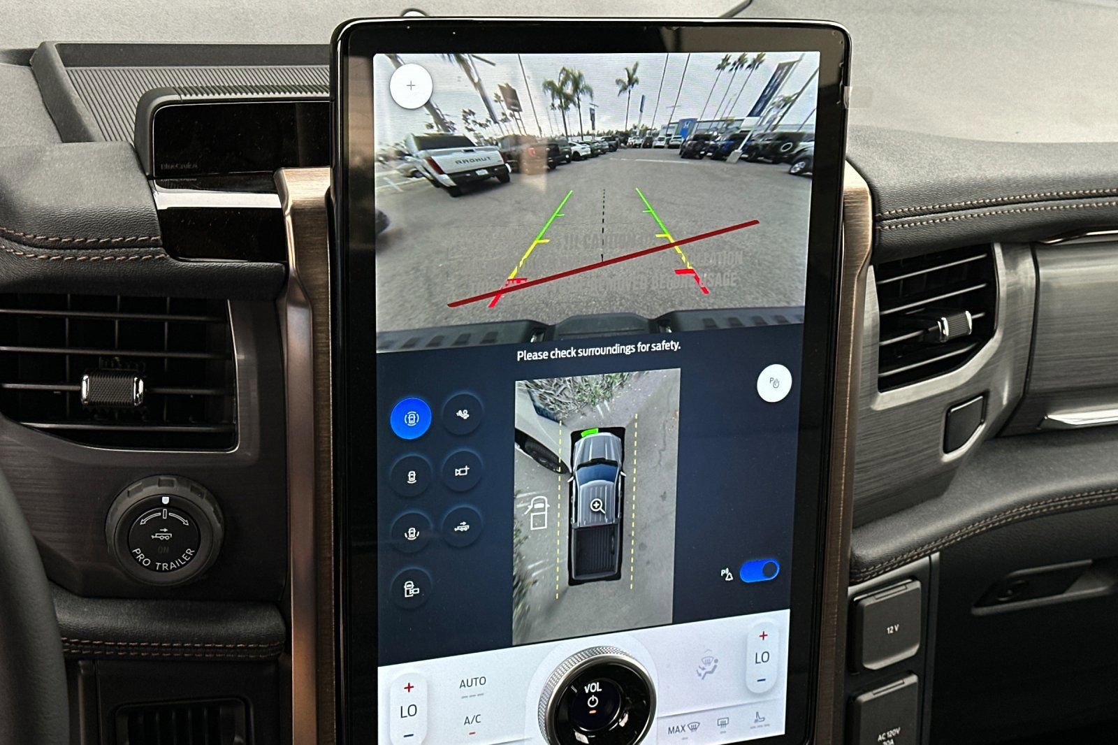 New 2025 Ford F150 Lightning Lariat image 16