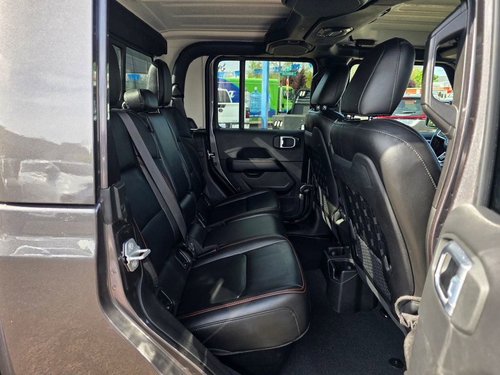 Used 2021 Jeep Gladiator Mojave image 16