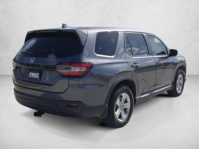 Used 2023 Honda Pilot LX image 5