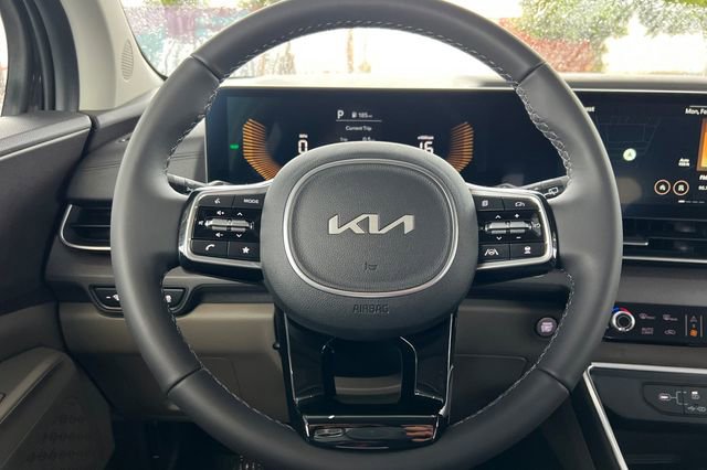 New 2026 Kia Carnival EX FWD image 28