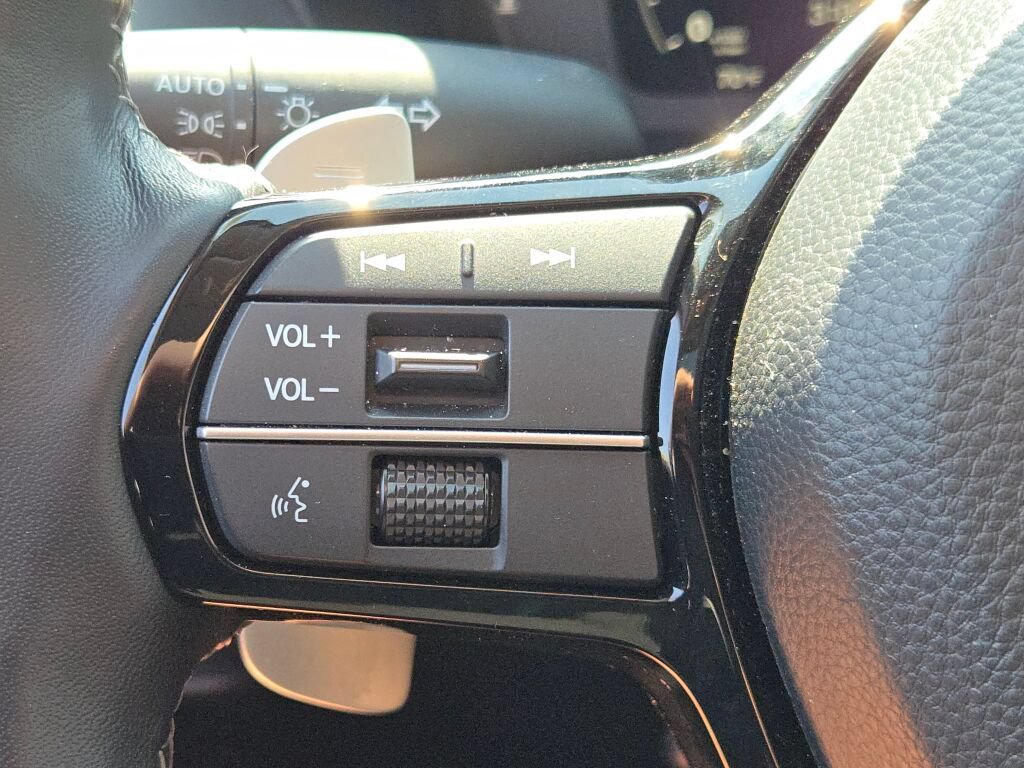 Used 2025 Acura ADX AWD image 35