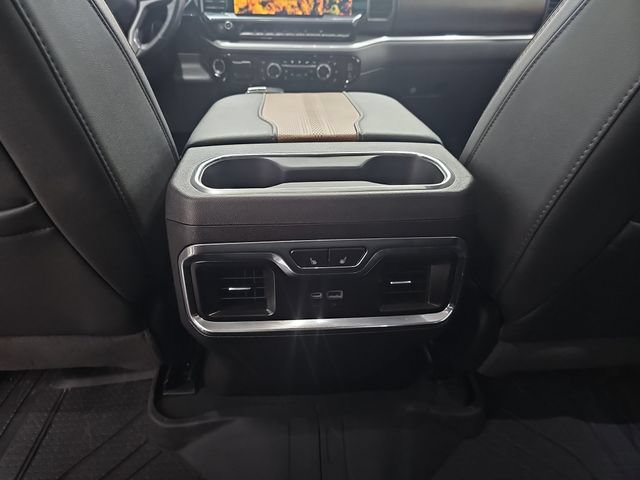 Used 2024 Chevrolet Silverado 1500 High Country w/ Technology Package AWD/4WD image 40