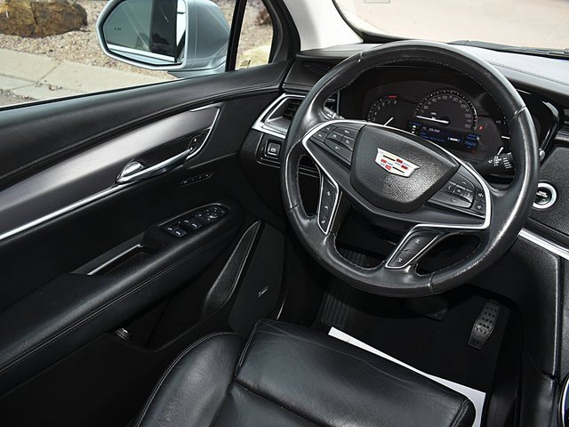 Used 2017 Cadillac XT5 Luxury w/ Driver Awareness Package image 26