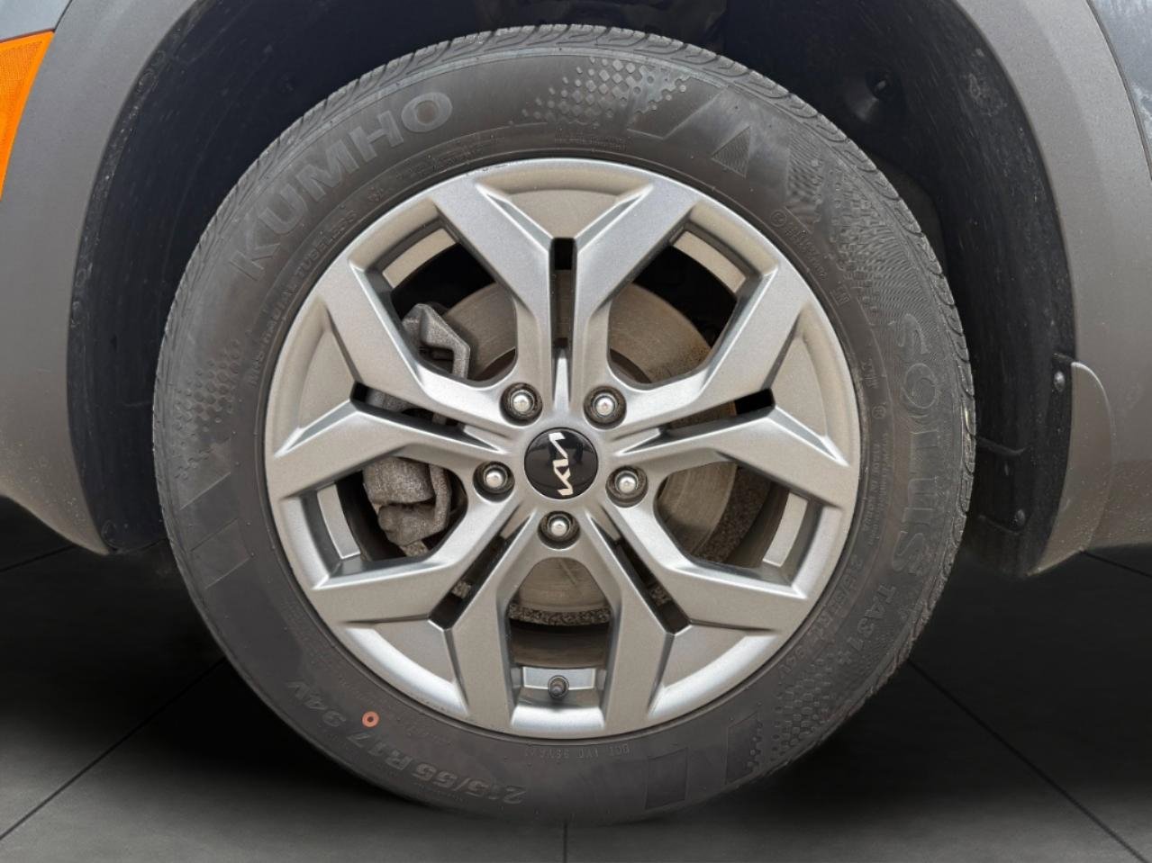 Used 2024 Kia Seltos S AWD/4WD image 7