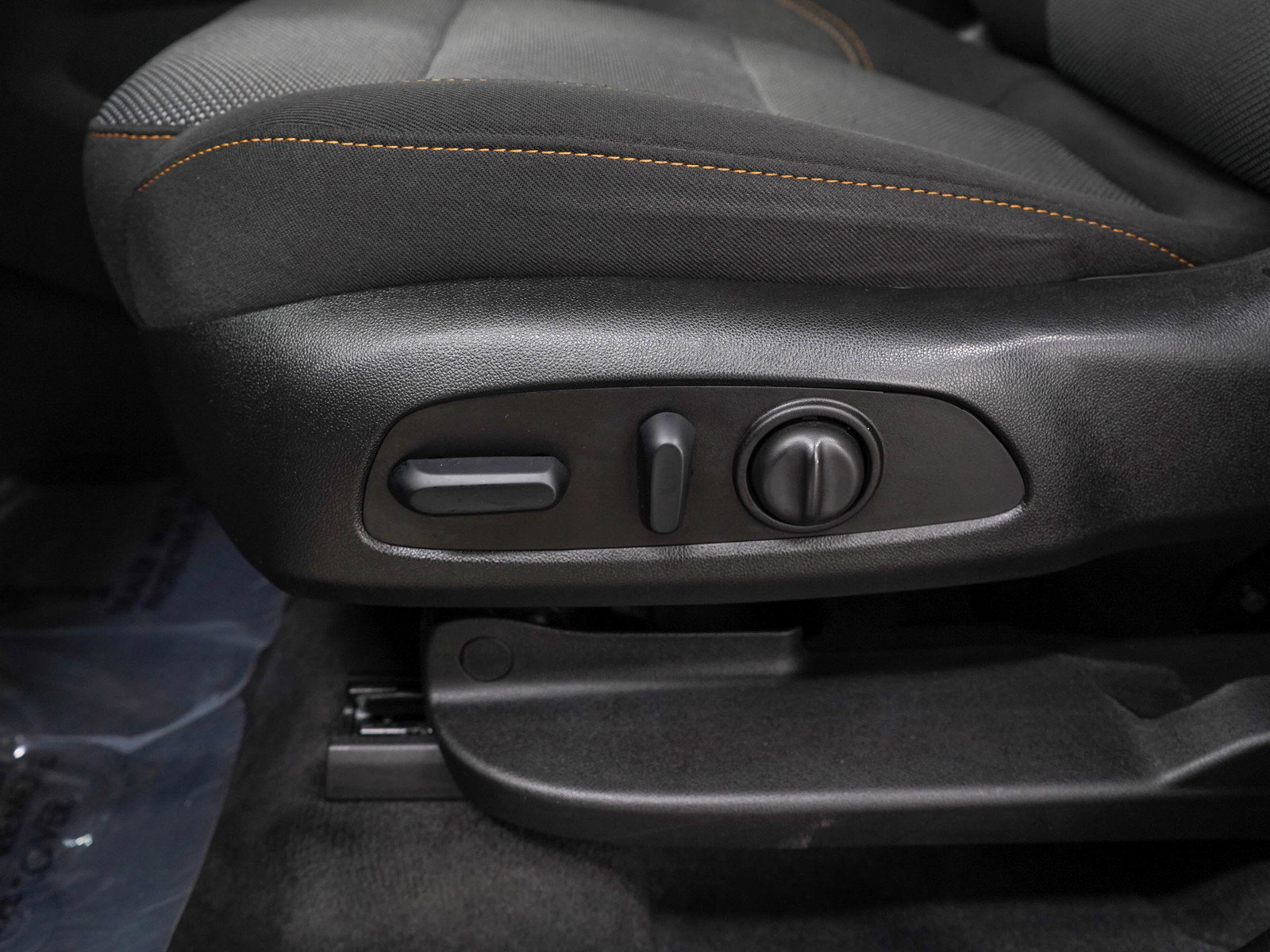 Used 2019 Chevrolet Traverse LT AWD/4WD image 22