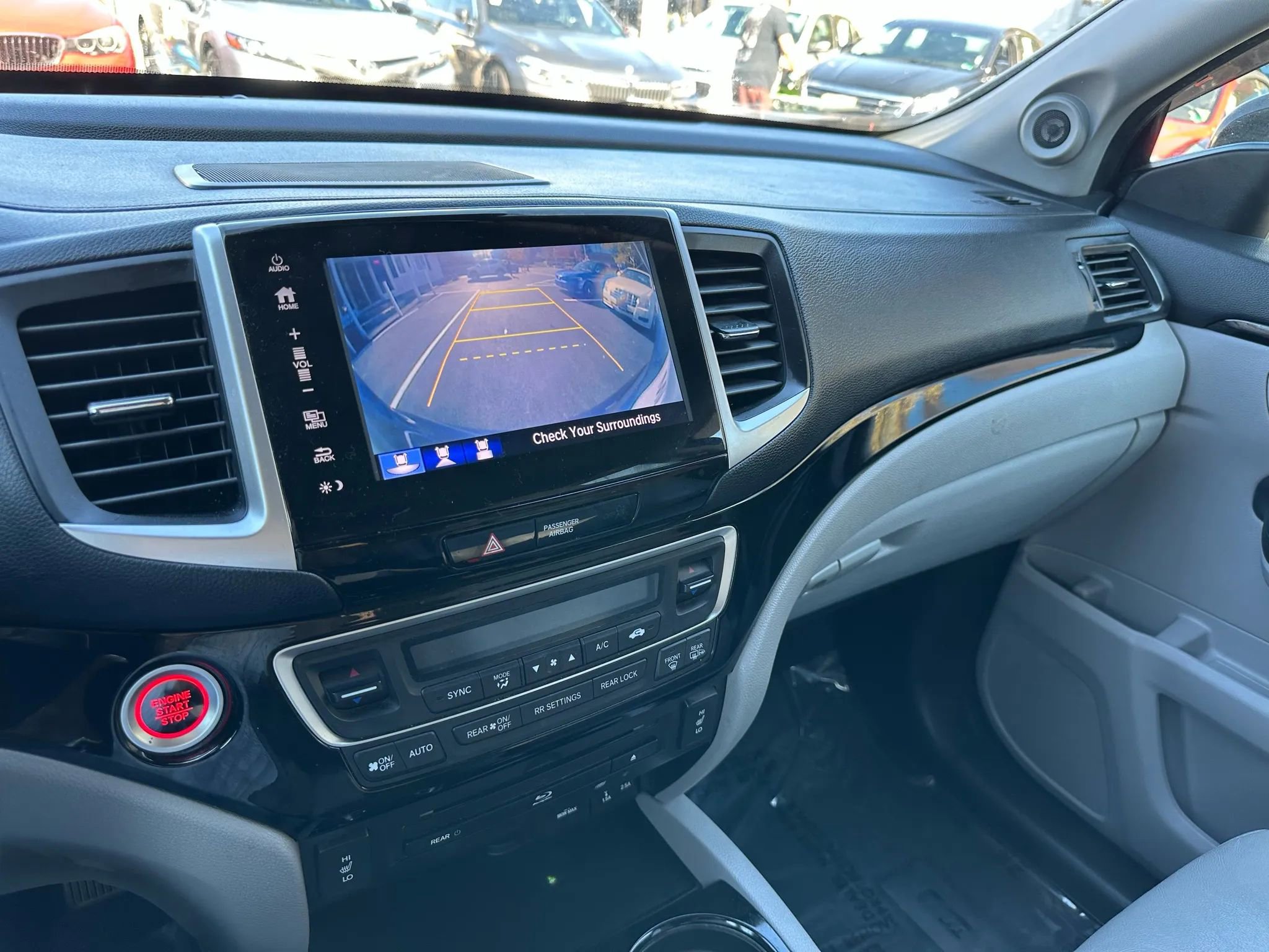 Used 2017 Honda Pilot Touring image 31