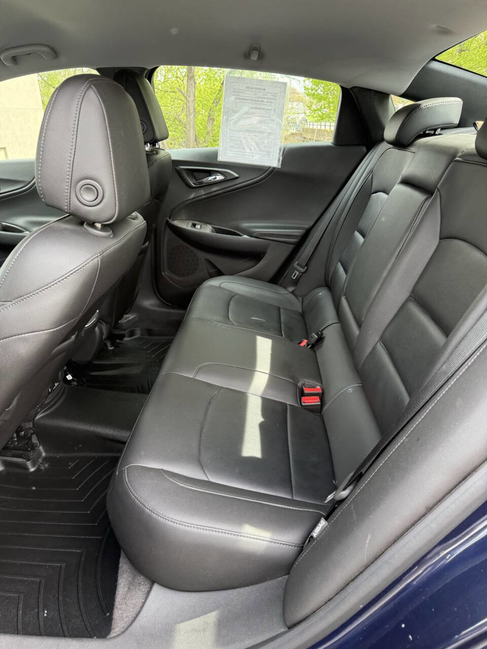 Used 2016 Chevrolet Malibu LT w/ Leather Package FWD image 13