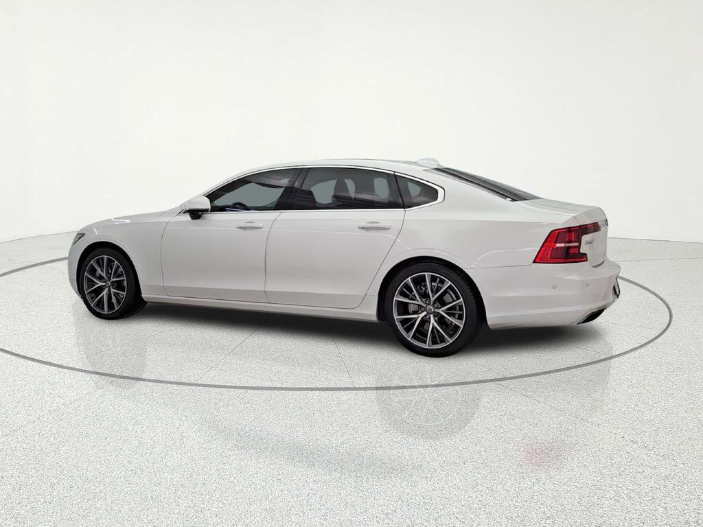 Used 2018 Volvo S90 T6 Momentum w/ Convenience Package image 6