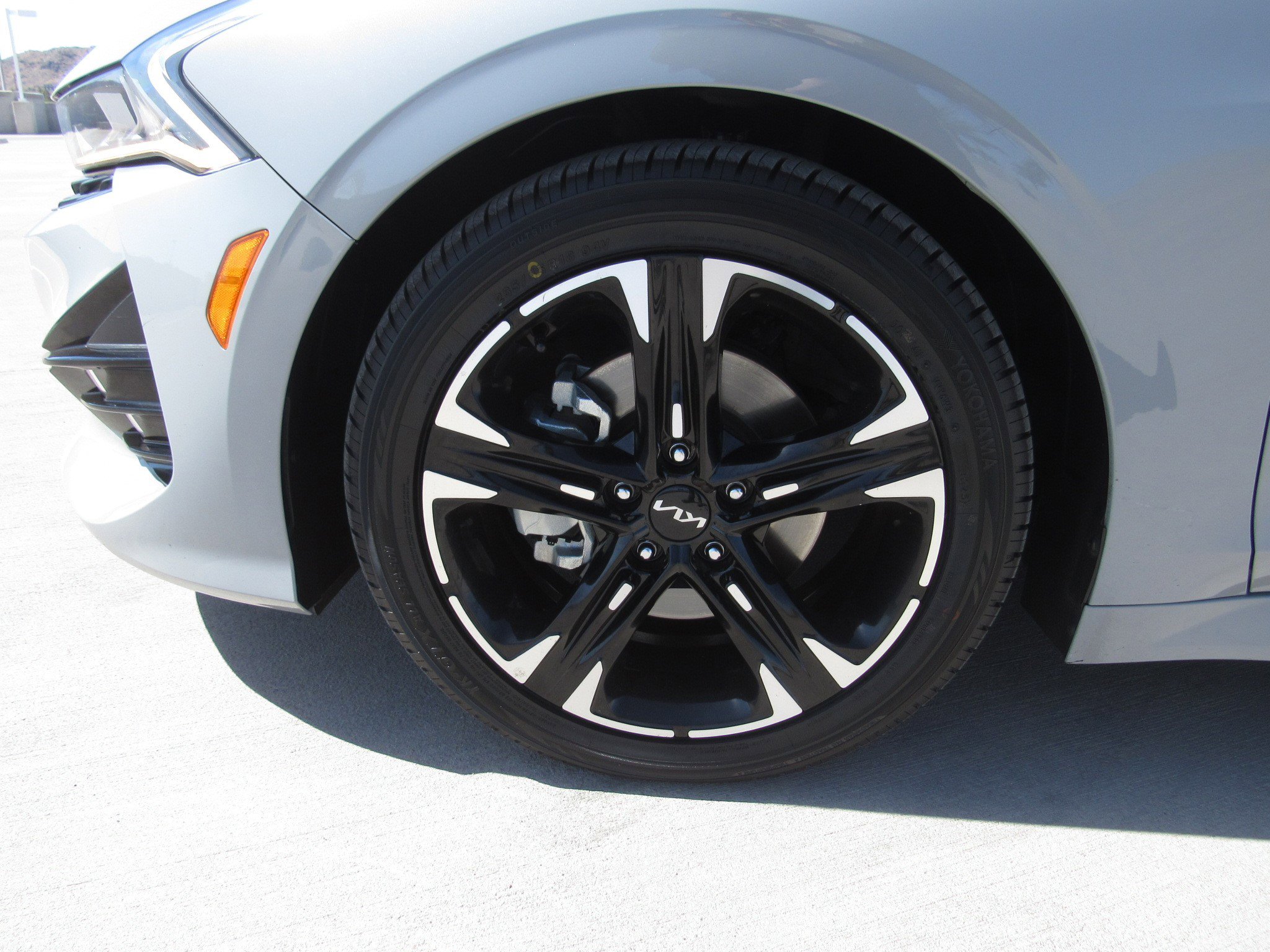 Used 2022 Kia K5 GT-Line w/ GT-Line FWD Premium Package image 4