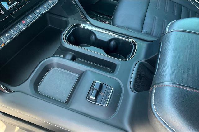 Used 2024 GMC Sierra 2500 AT4X image 16