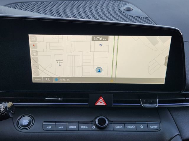 Certified 2025 Hyundai Elantra SEL image 13