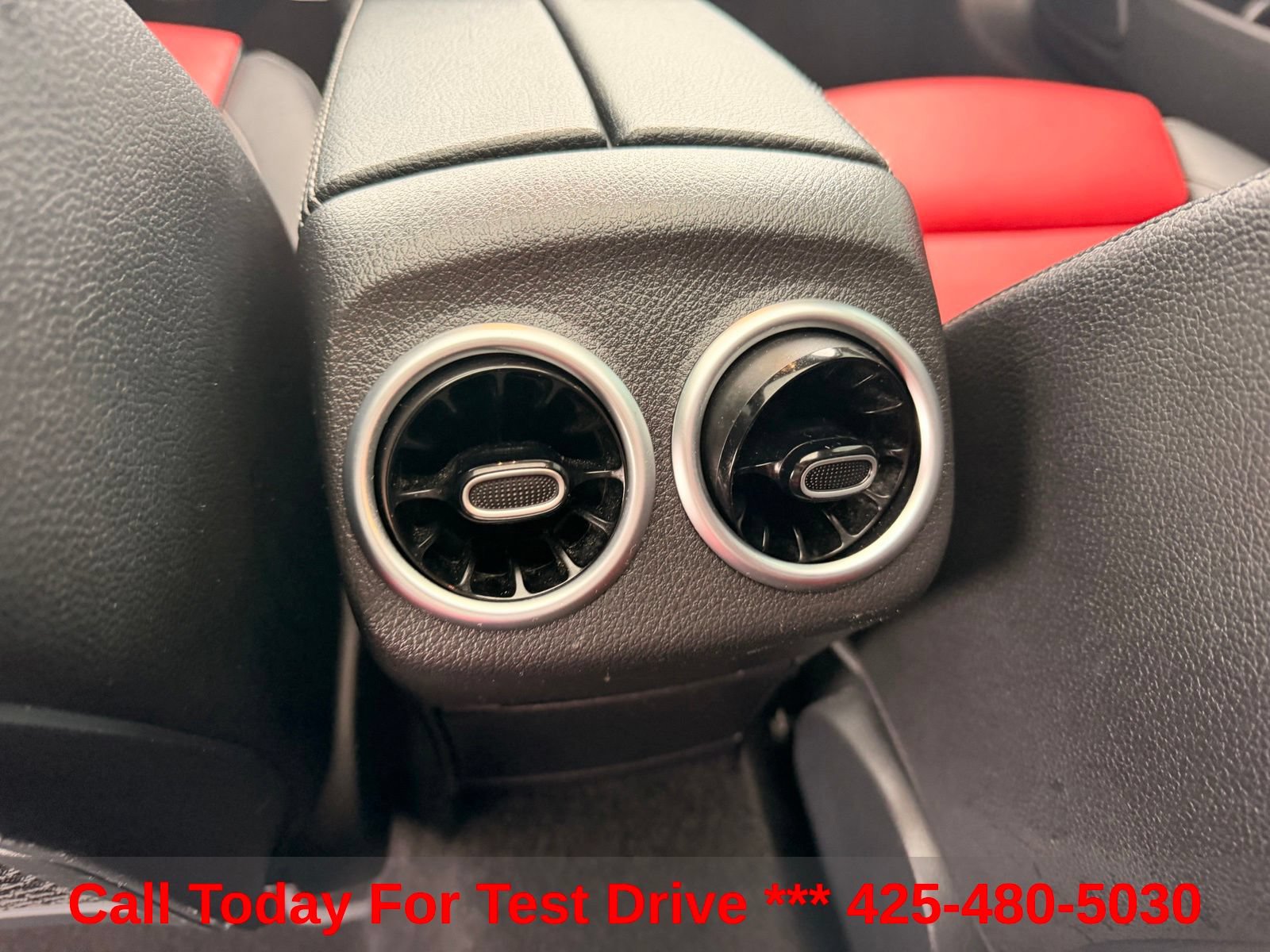 Used 2020 Mercedes-Benz CLA 35 AMG 4MATIC image 17