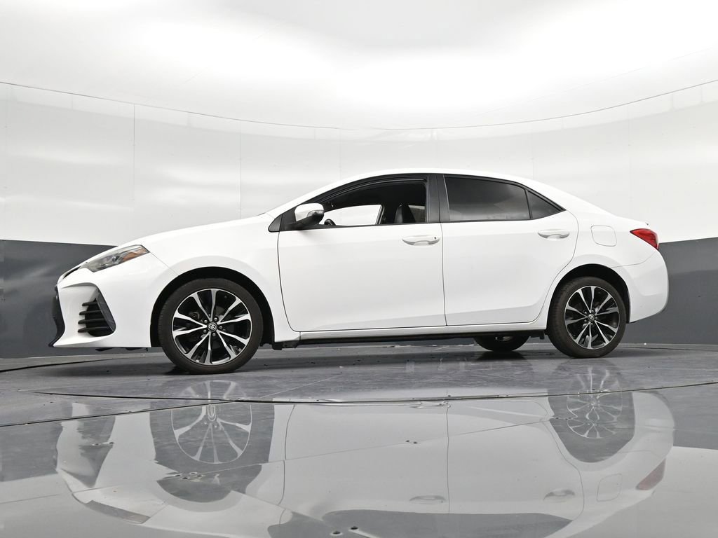 Used 2019 Toyota Corolla SE FWD image 32