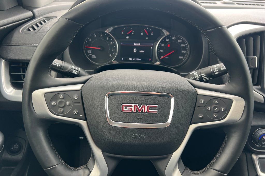 Used 2024 GMC Terrain SLT AWD/4WD image 20