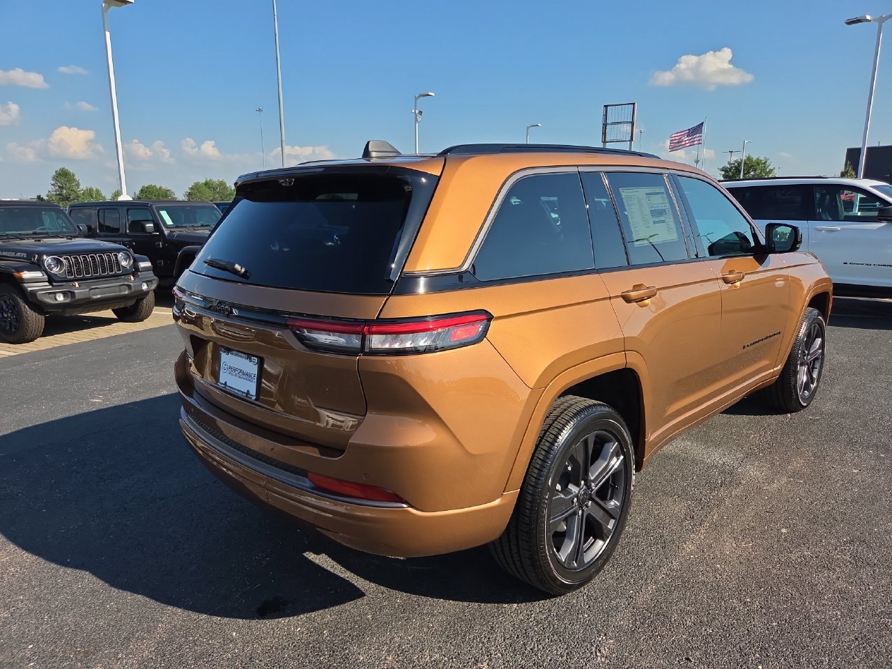 New 2027 Jeep Grand Cherokee Limited AWD/4WD image 30