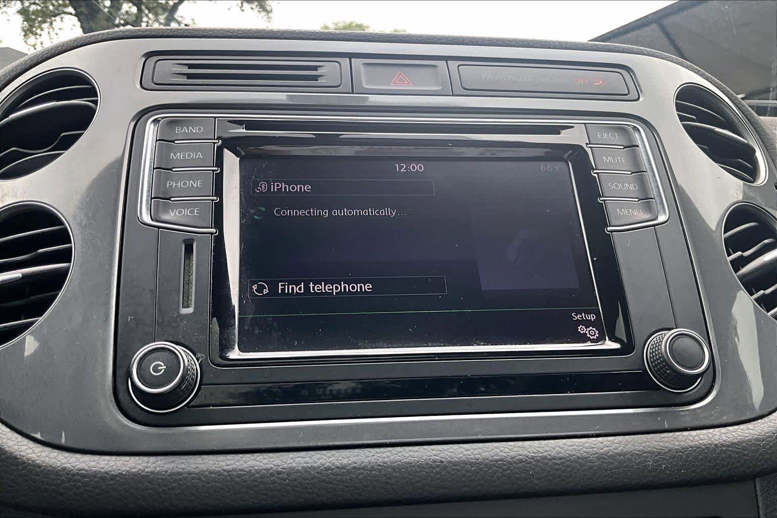 Used 2017 Volkswagen Tiguan Wolfsburg Edition FWD image 37