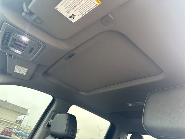 Used 2024 GMC Sierra 2500 Denali w/ Denali Reserve Package image 14