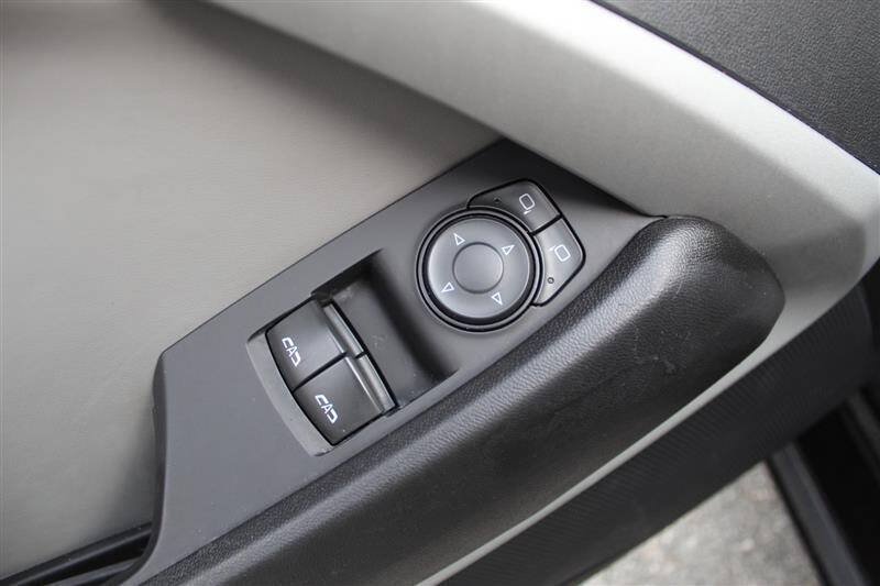 Used 2022 Chevrolet Camaro LT RWD image 12