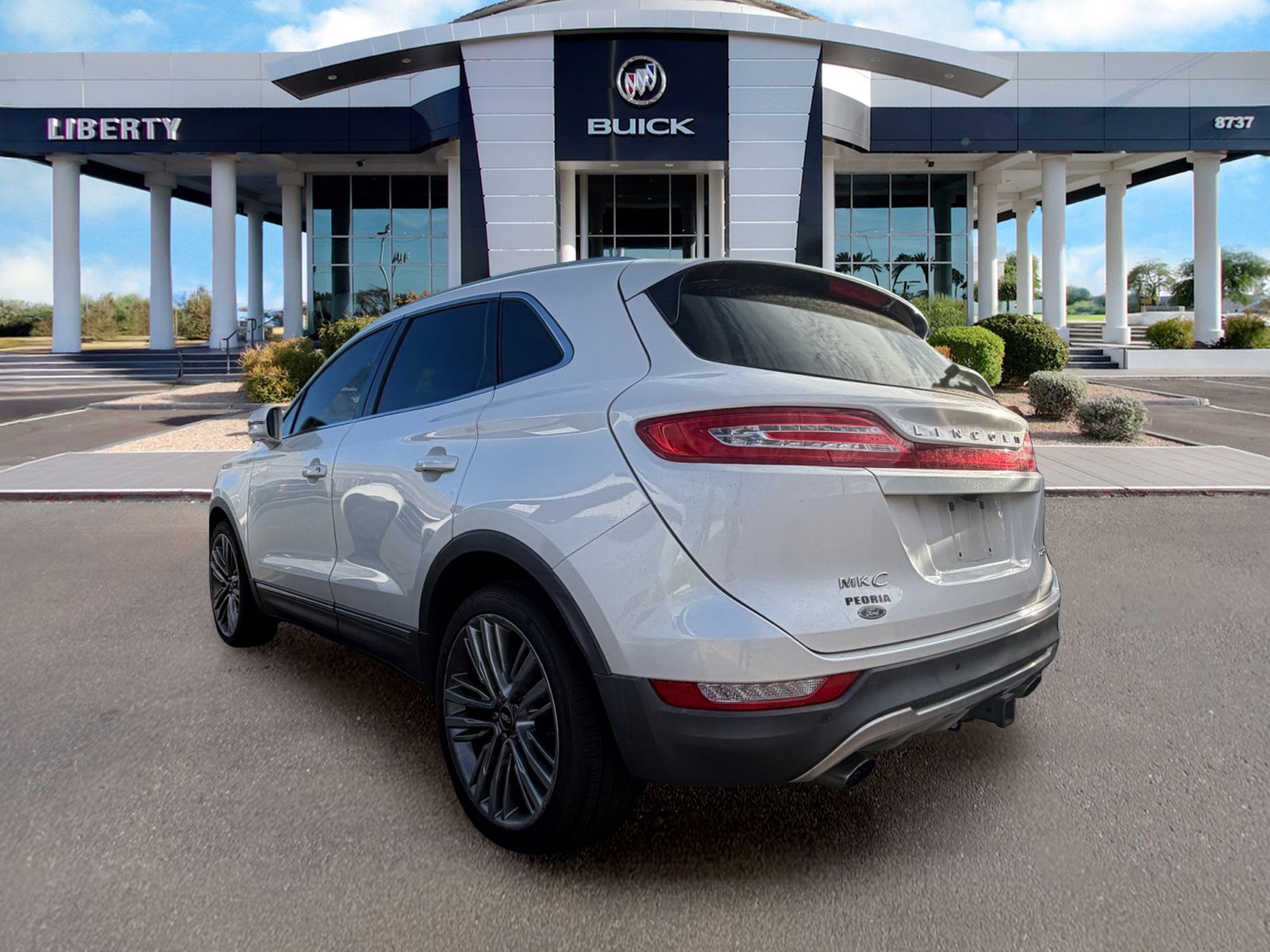 Used 2016 Lincoln MKC Reserve AWD/4WD image 3