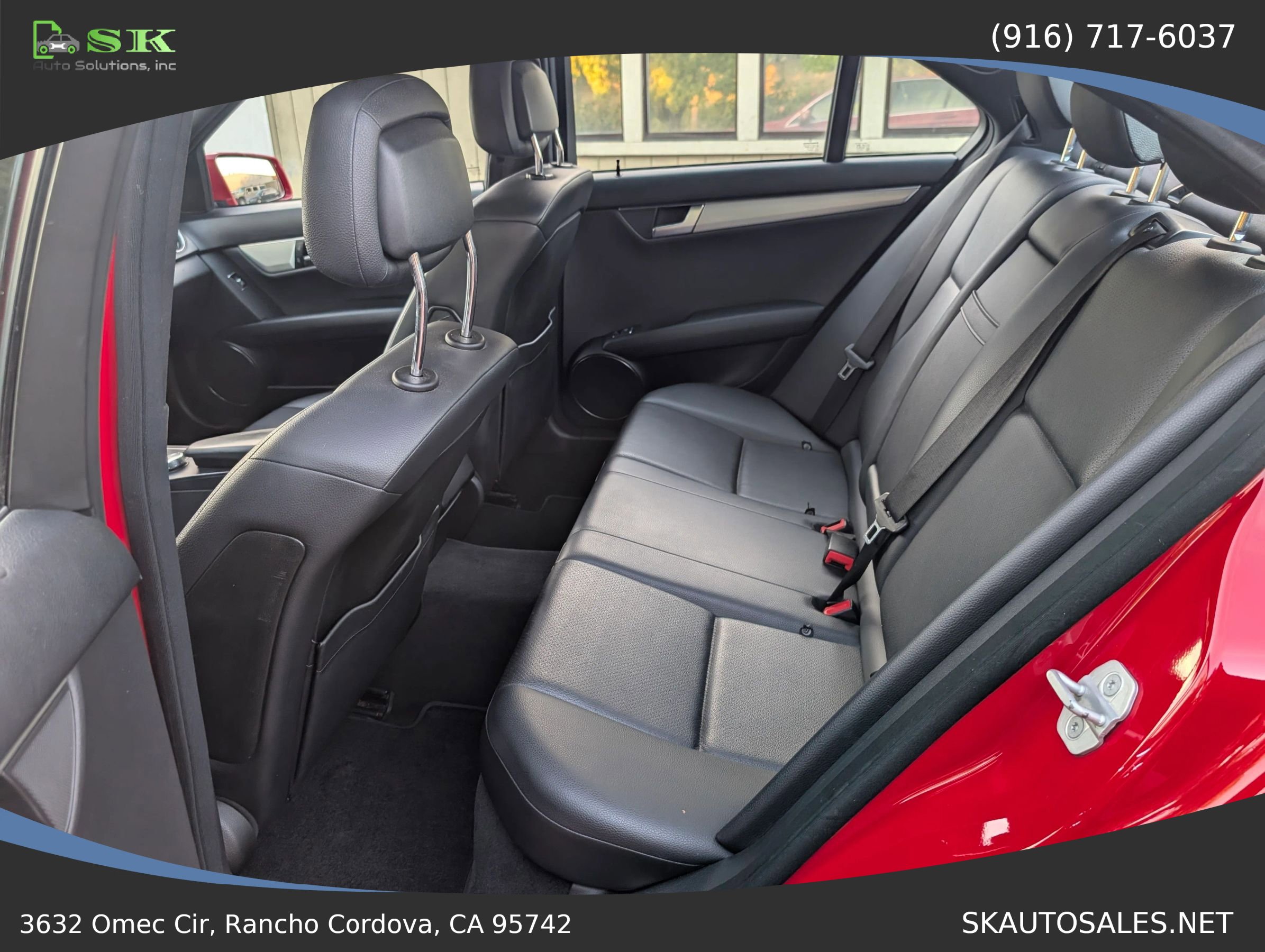 Used 2012 Mercedes-Benz C 300 4MATIC Sedan image 24