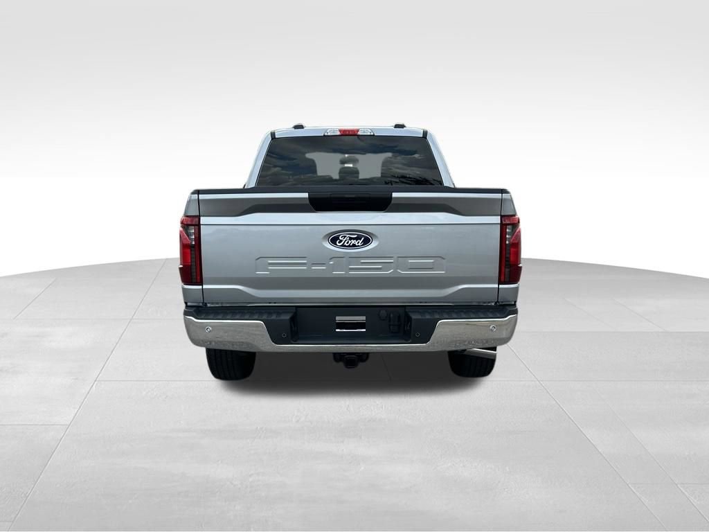 Used 2025 Ford F150 XLT w/ Equipment Group 301A Standard RWD image 4