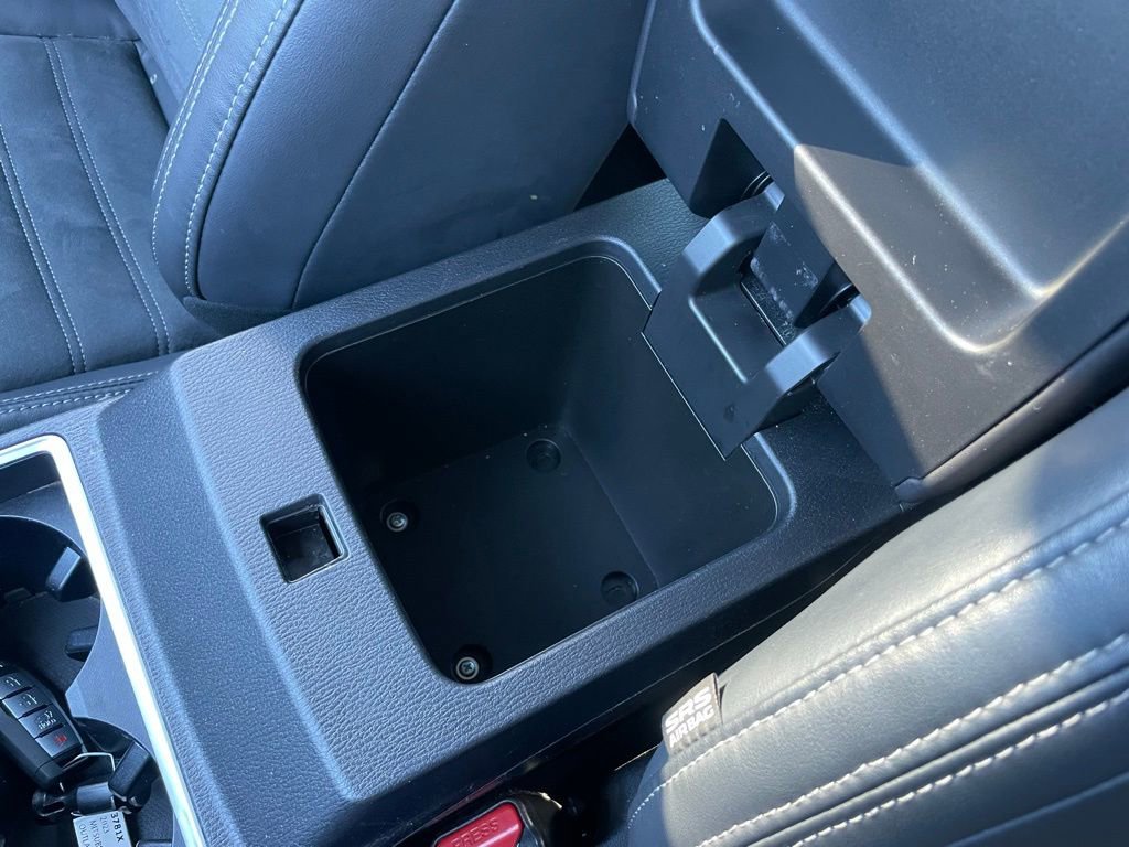 Used 2023 Mitsubishi Outlander SE Black Edition image 50