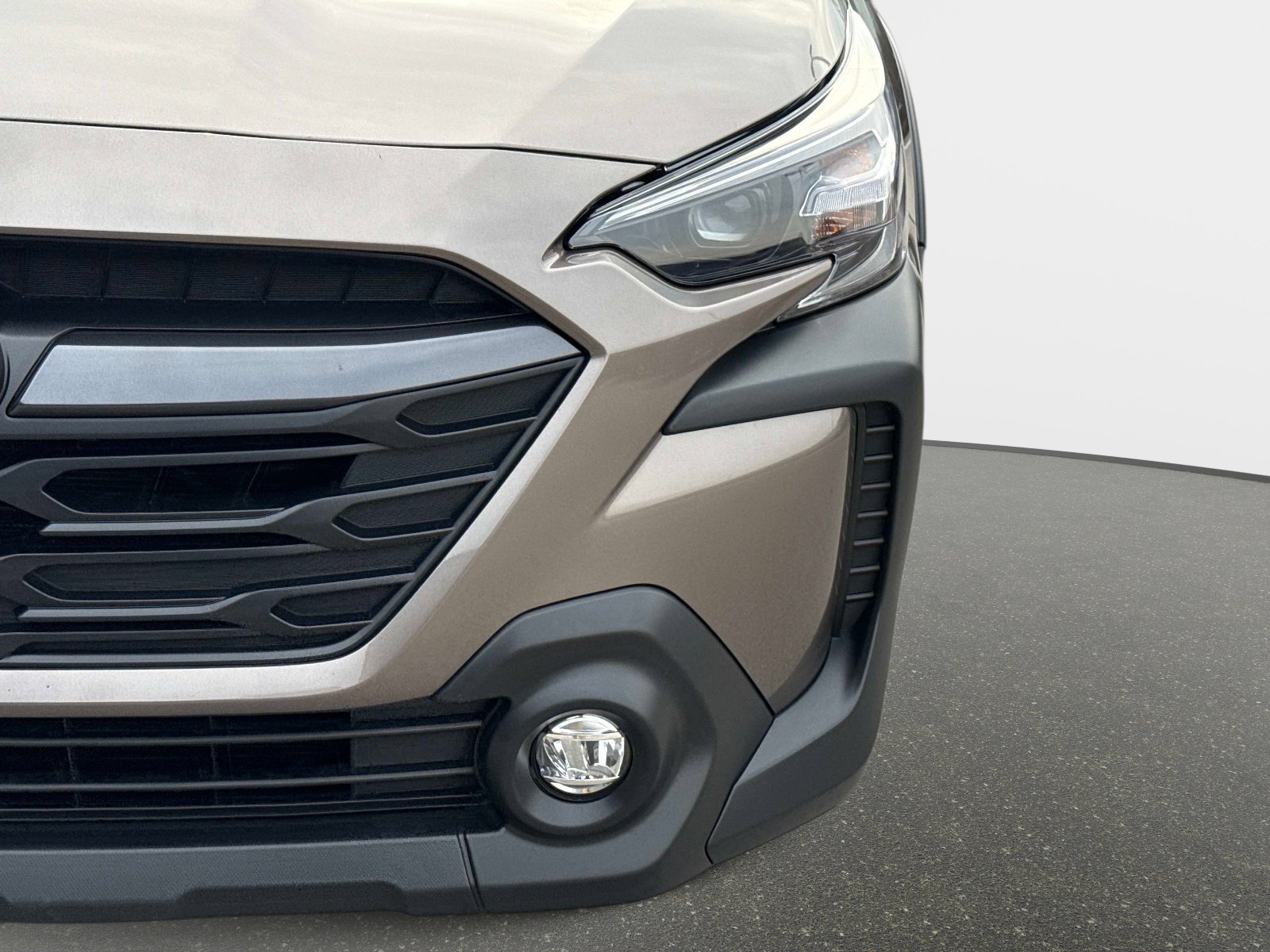 Used 2024 Subaru Outback Premium w/ Popular Package #1A image 10