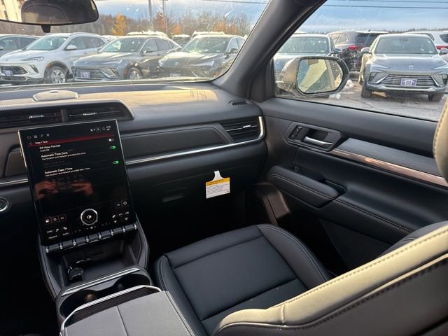 New 2026 GMC Terrain Elevation w/ Elevation Premium Package image 25