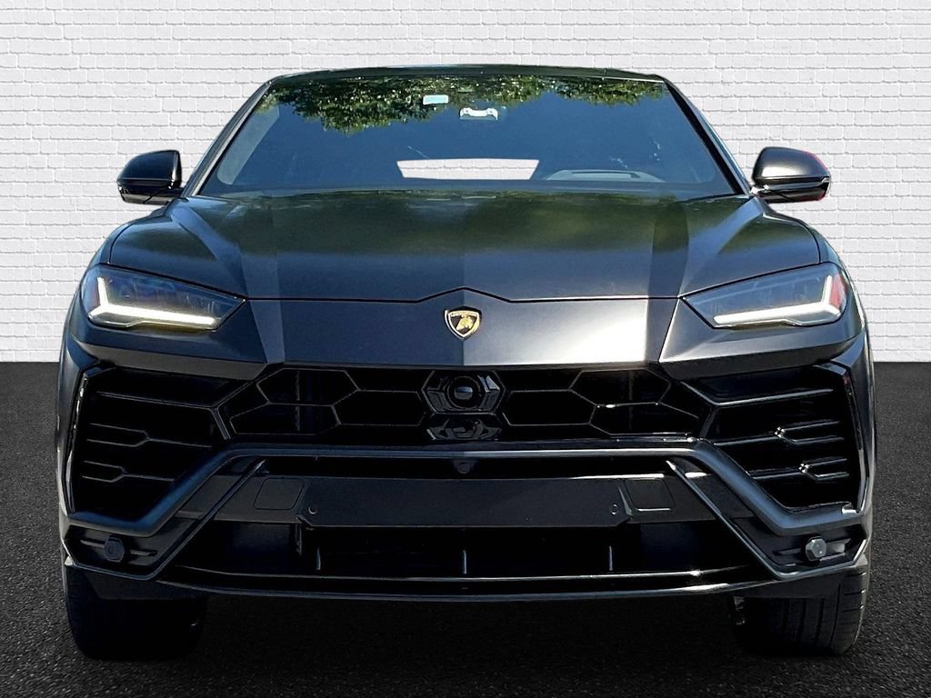 Used 2022 Lamborghini Urus AWD/4WD image 2