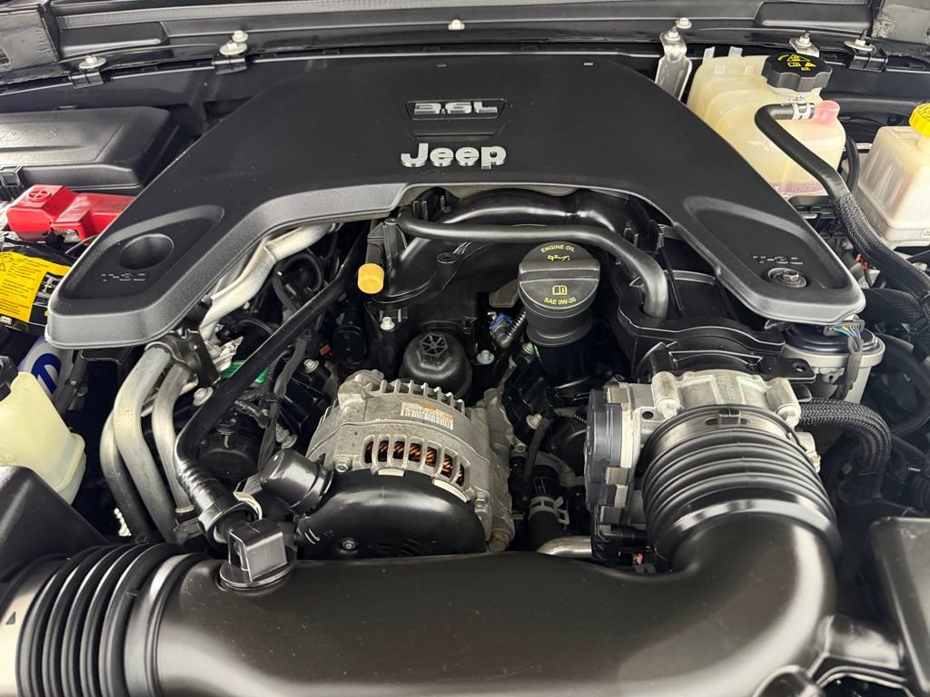 Used 2021 Jeep Gladiator Mojave AWD/4WD image 33