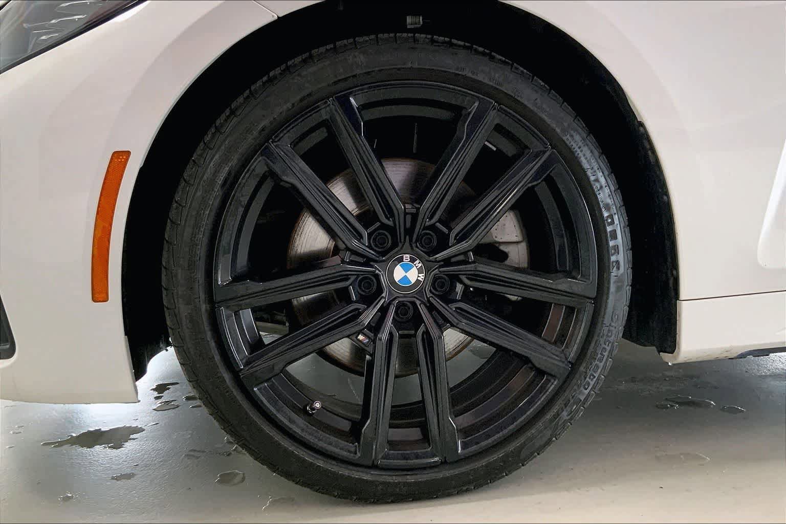 Used 2022 BMW 430i xDrive Convertible w/ M Sport Package AWD/4WD image 8
