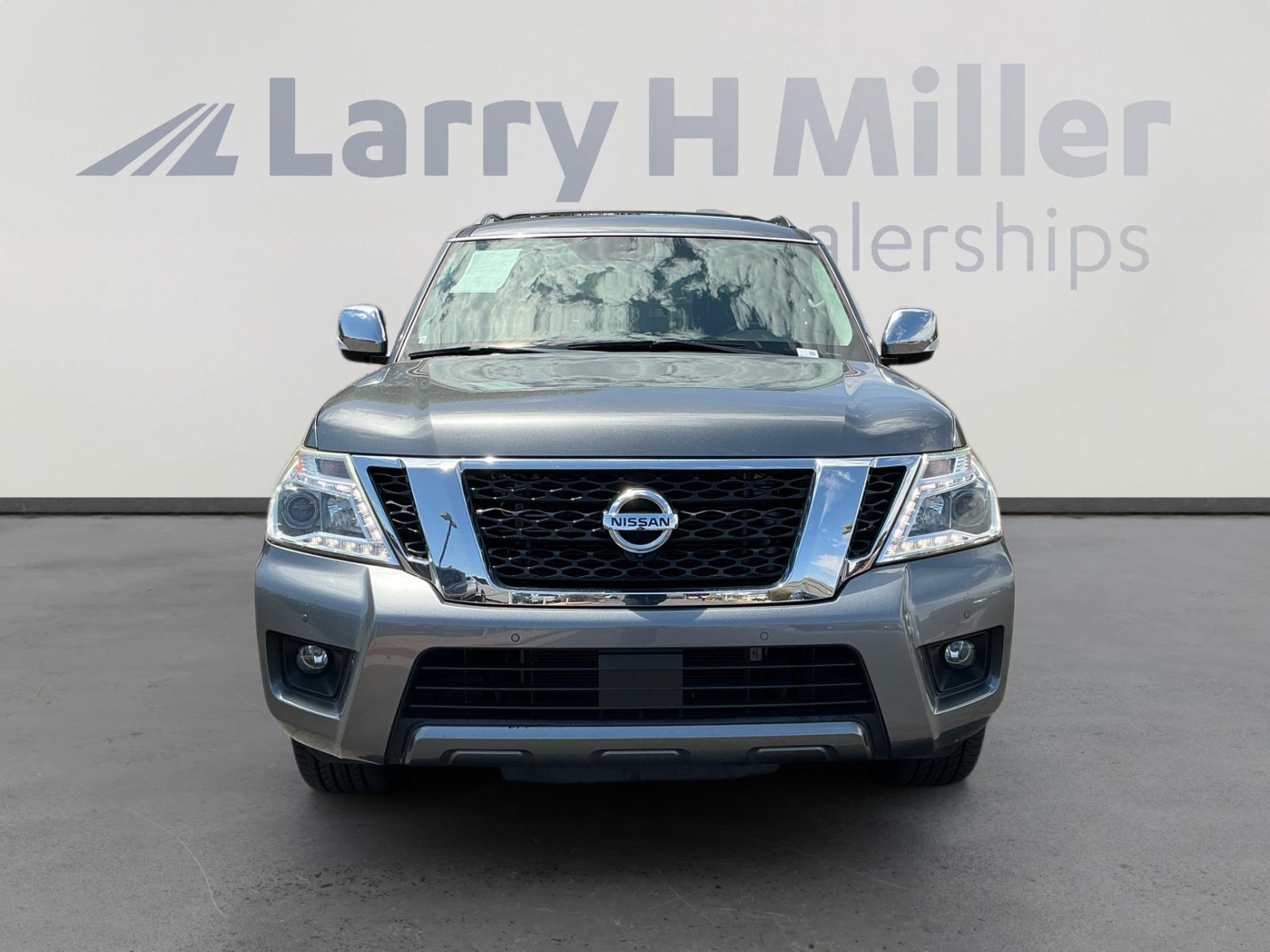 Used 2020 Nissan Armada Platinum w/ Captain's Chairs Package RWD image 8