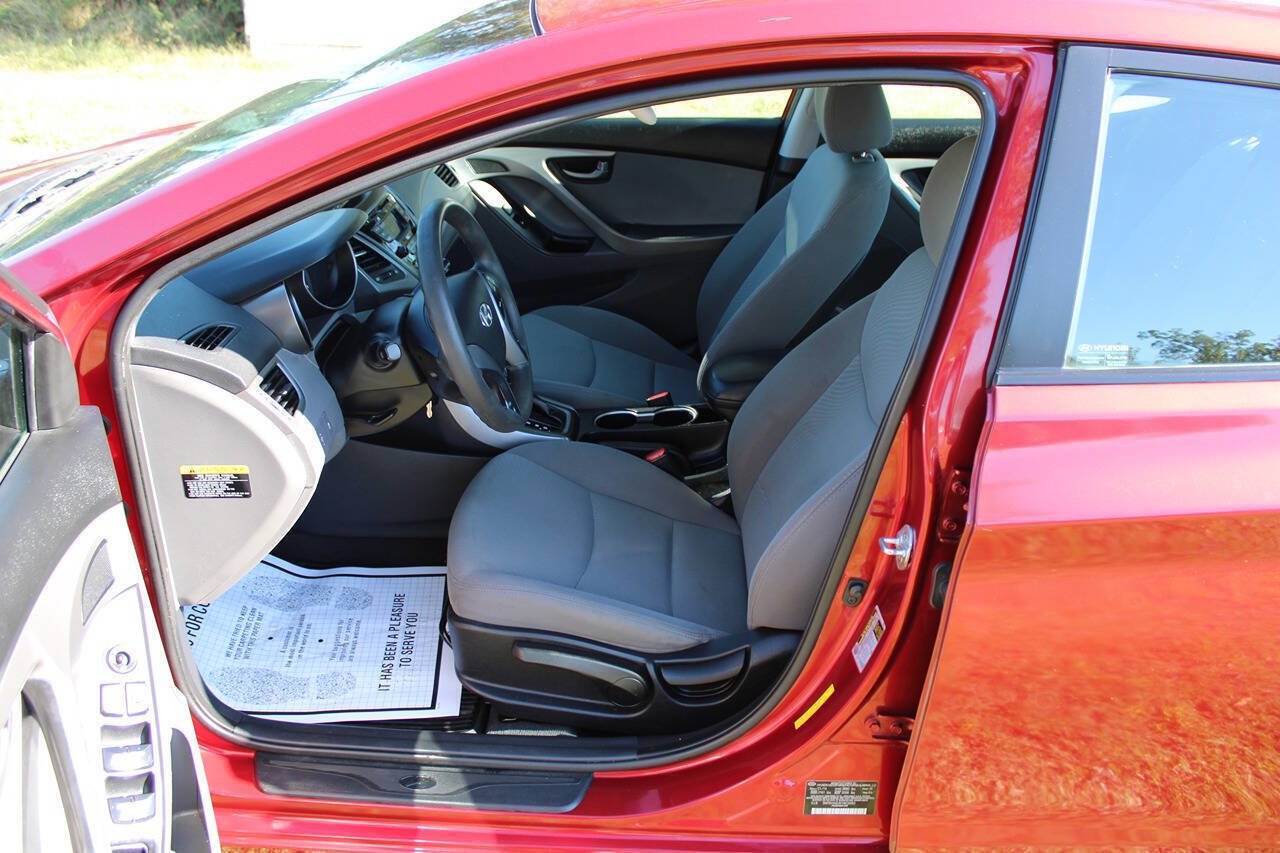 Used 2015 Hyundai Elantra SE FWD image 15