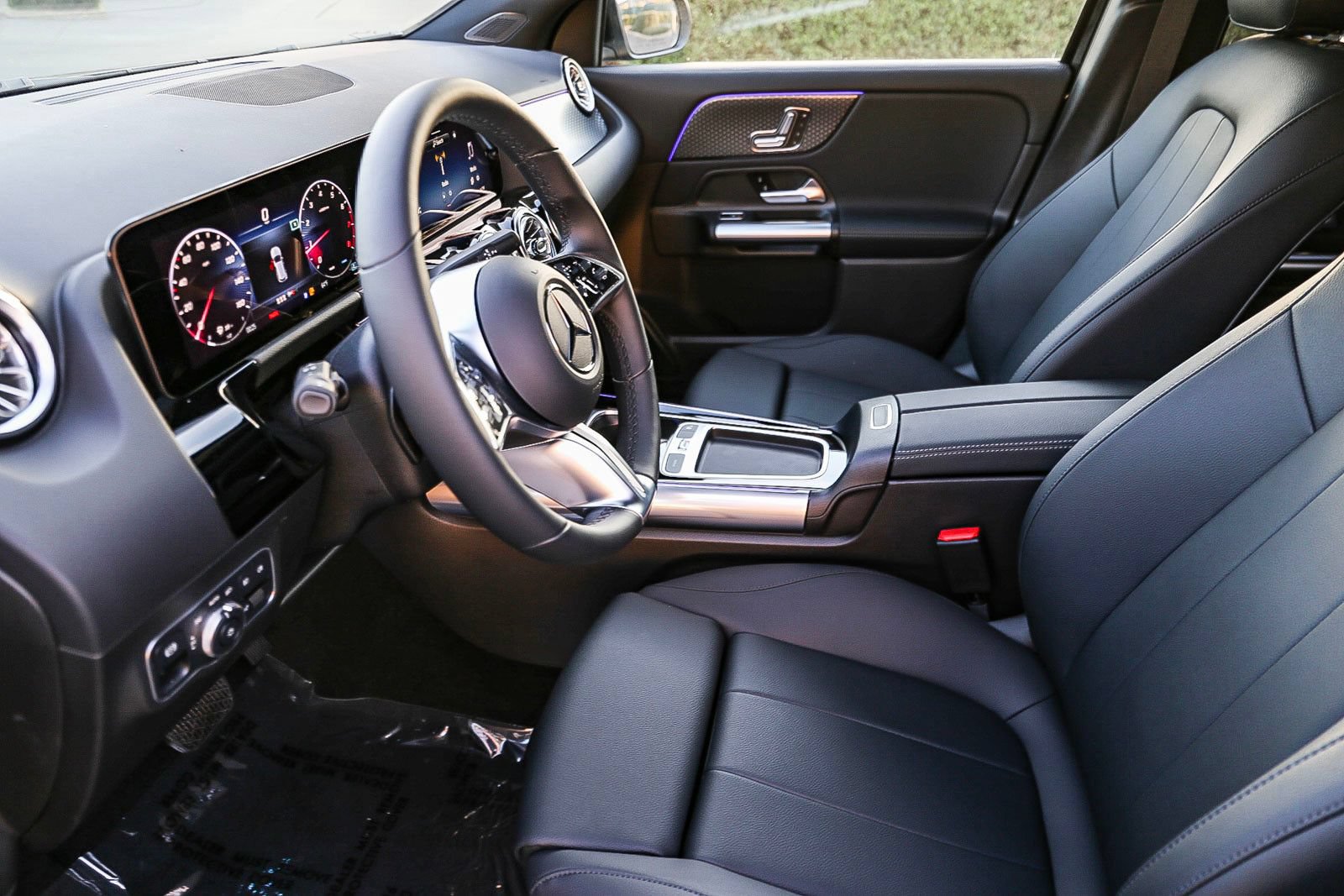 Used 2025 Mercedes-Benz GLA 250 4MATIC image 22