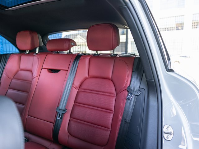 New 2026 Porsche Macan image 31