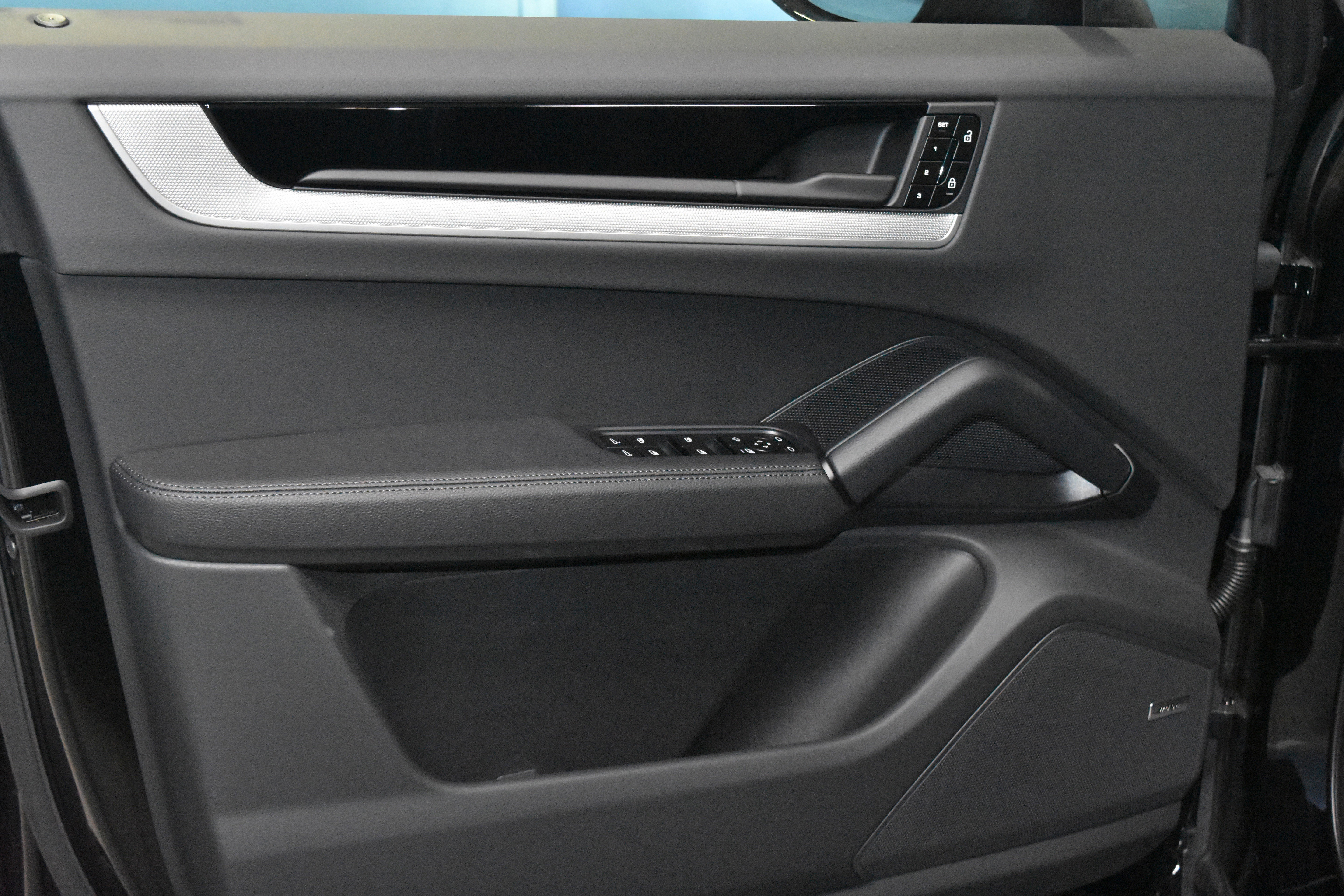 New 2026 Porsche Cayenne image 7