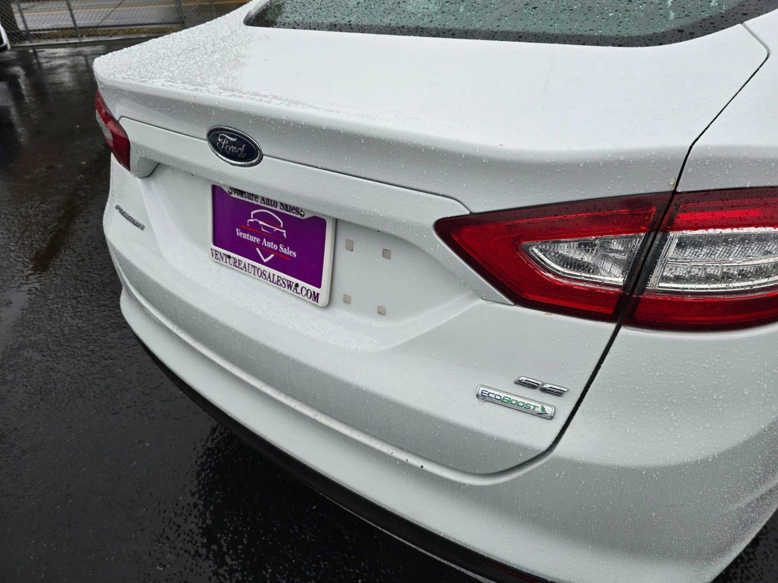 Used 2016 Ford Fusion SE image 13