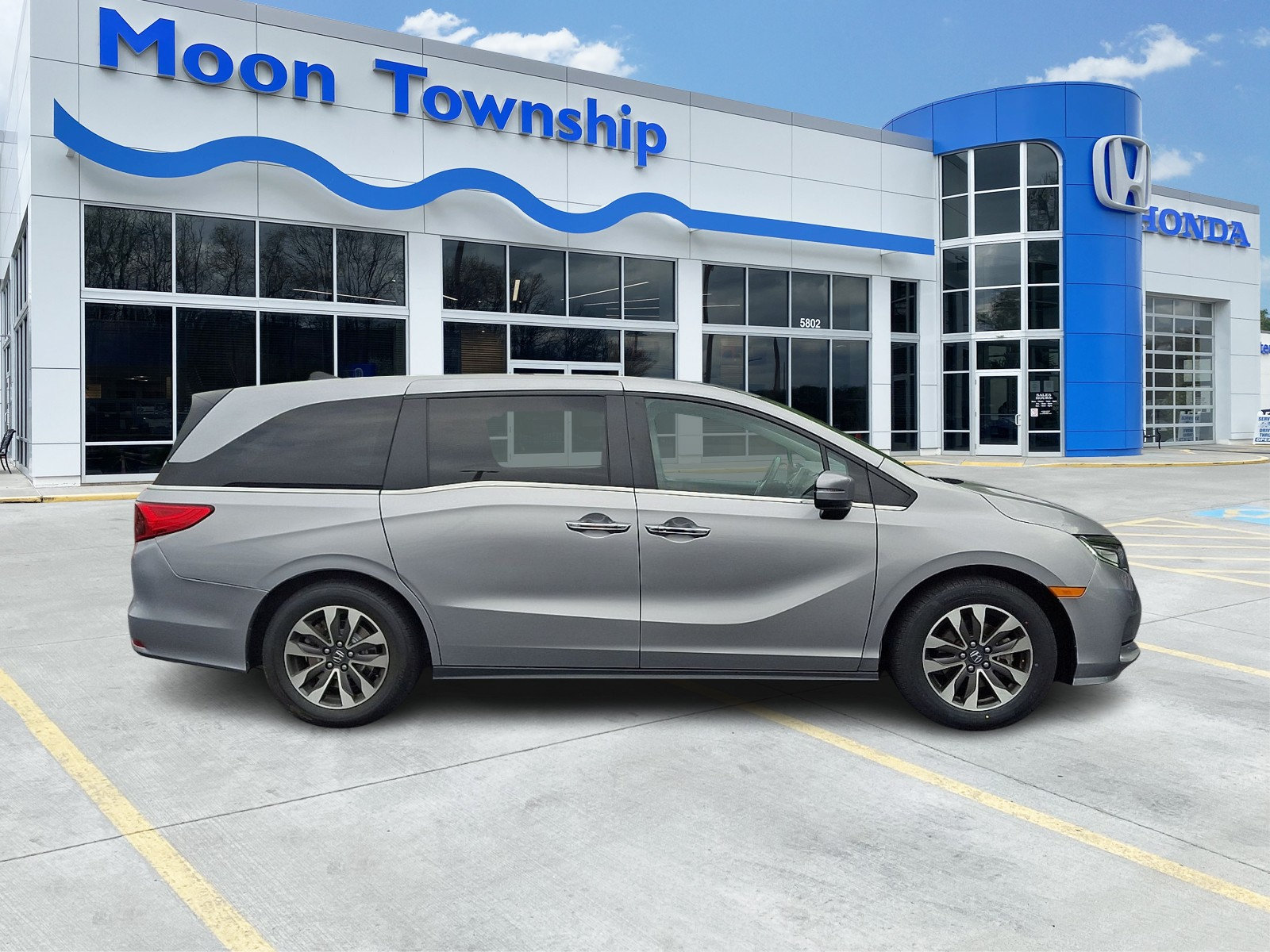 Used 2023 Honda Odyssey EX-L image 7