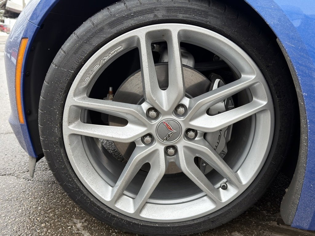 Used 2019 Chevrolet Corvette Stingray Convertible w/ Battery Protection Package image 20