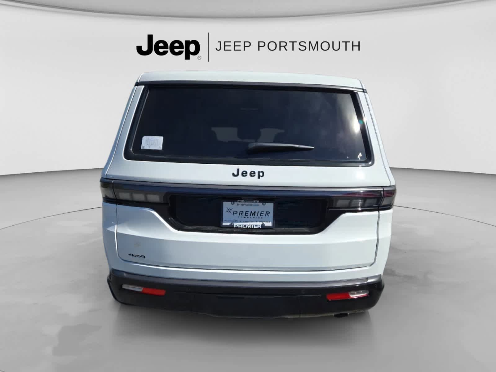 New 2026 Jeep Grand Wagoneer Limited w/ Premium Group II AWD/4WD image 5