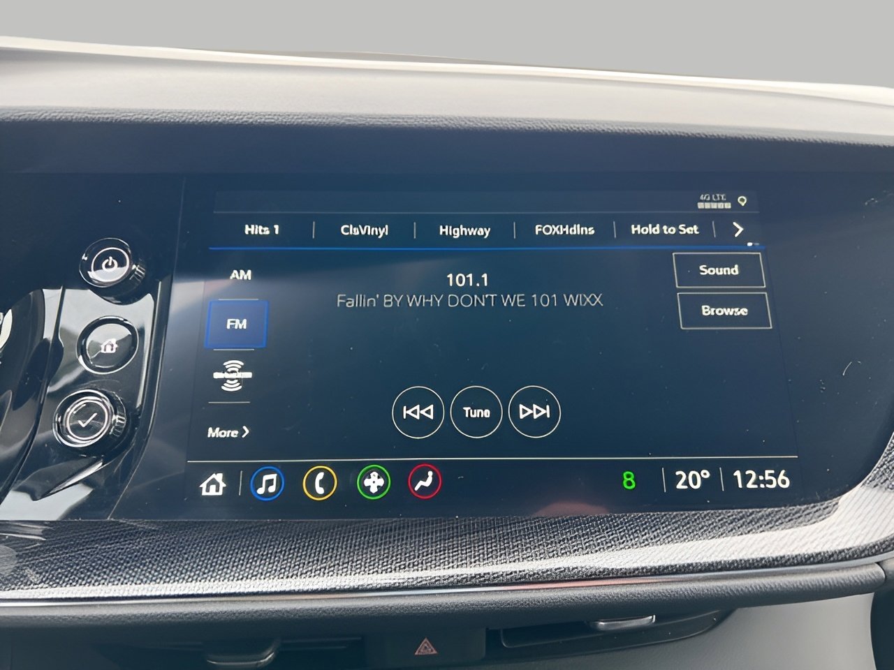 Used 2023 Buick Envision Preferred w/ Sport Touring Package image 11