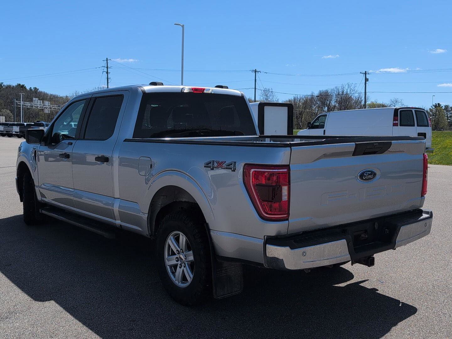 Used 2023 Ford F150 XLT image 3