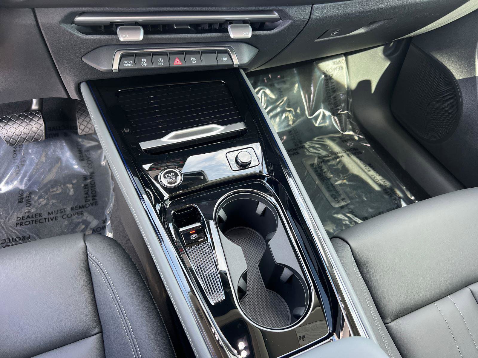 New 2026 Audi Q3 quattro 2.0T AWD/4WD image 25